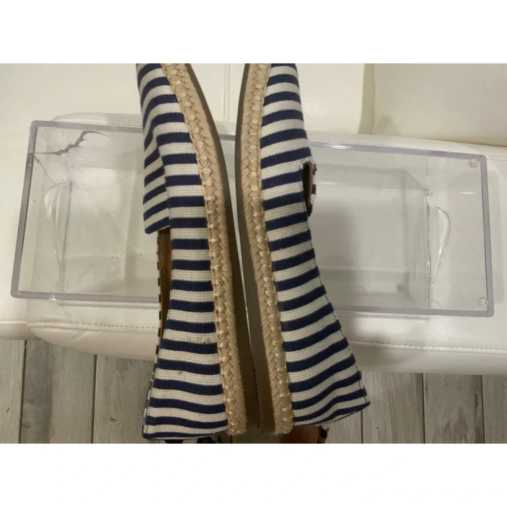 Brand Me too Navy Blue‎ White Striped Canvas Espadrille Loafers Flats Womens 8.5